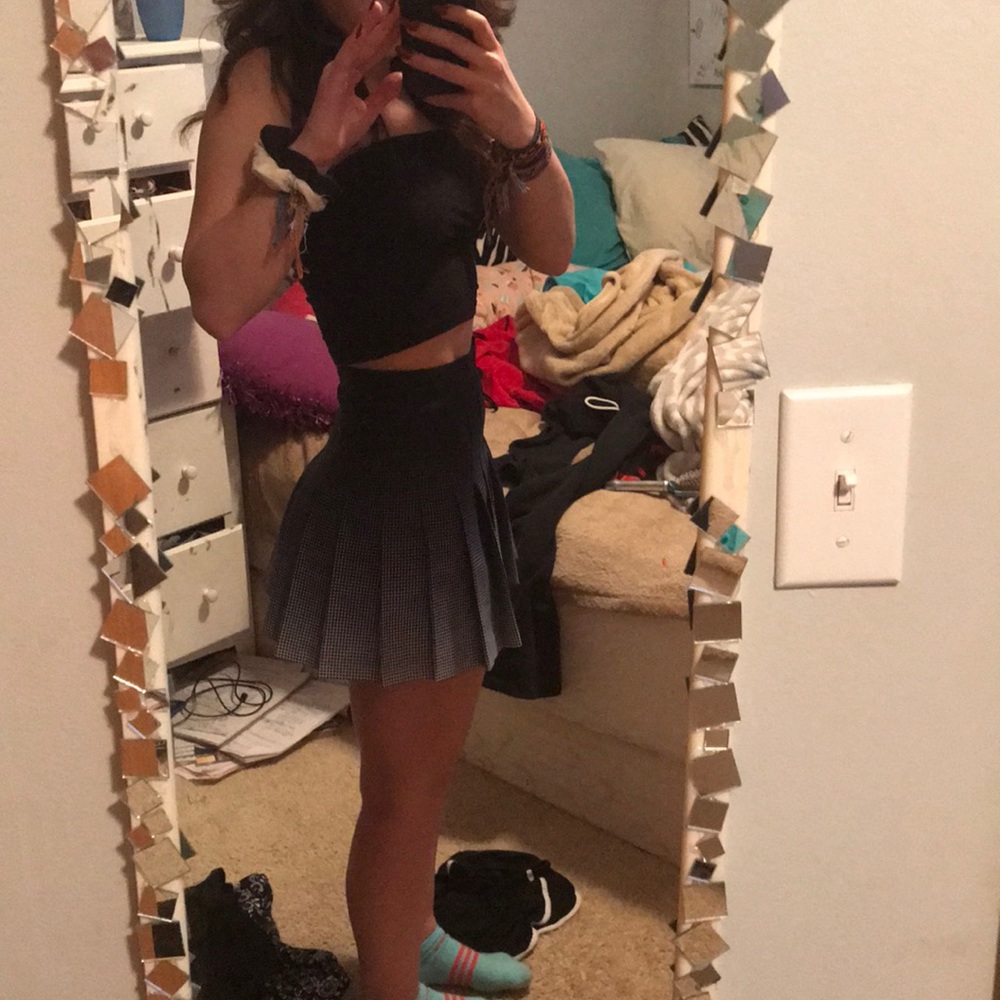 Navy and white pleated skirt